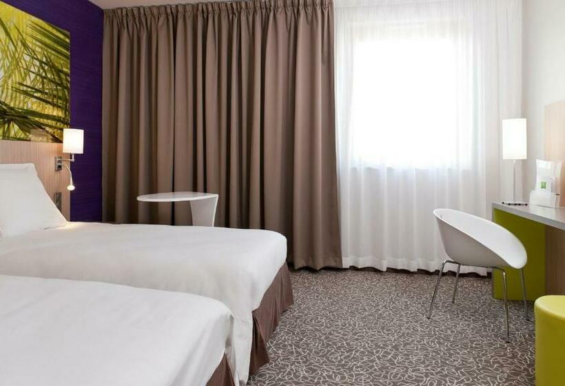 Номер Стандарт, Ibis Styles Troyes Centre