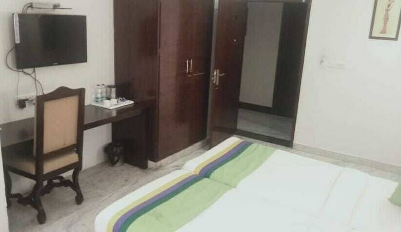 豪华房间, Corporate Inn