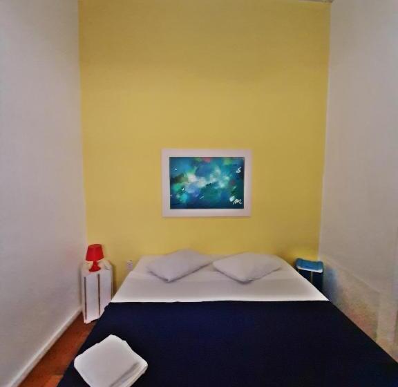 Номер Стандарт, Brasileranza Hostel