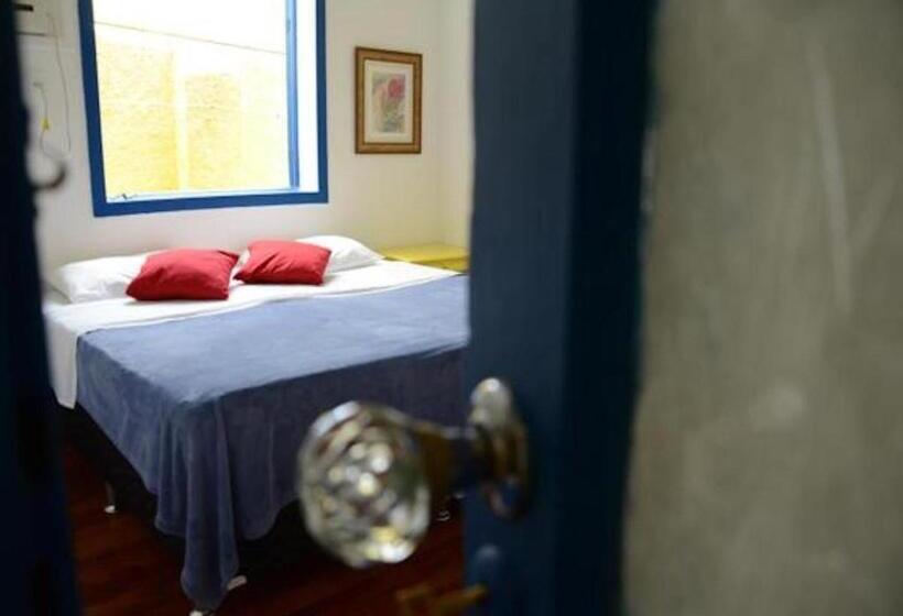 Номер Стандарт, Brasileranza Hostel
