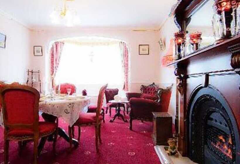 سوییت, Briardale Bed & Breakfast