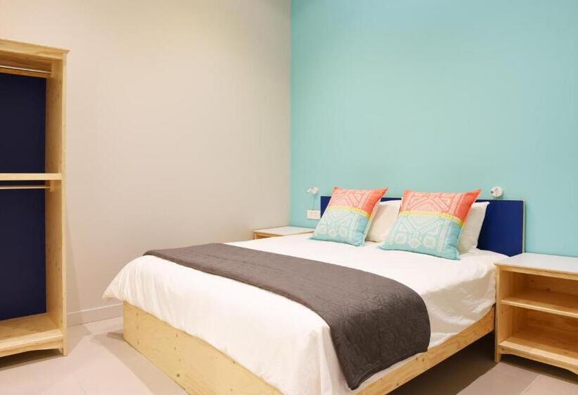이코노미 룸, Mojo Hotel & Market