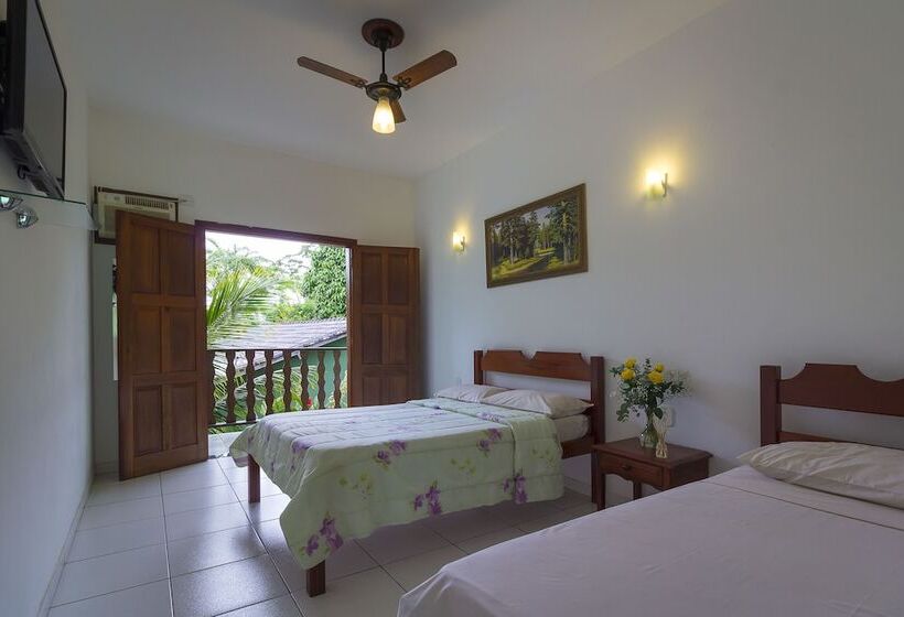 Chambre Triple Supérieure, Pousada Camila