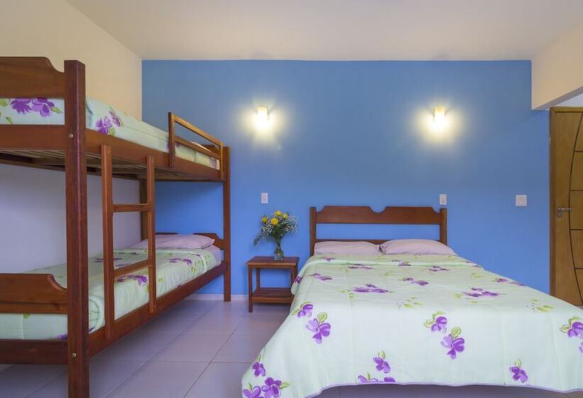 Chambre Quadruple Supérieure, Pousada Camila
