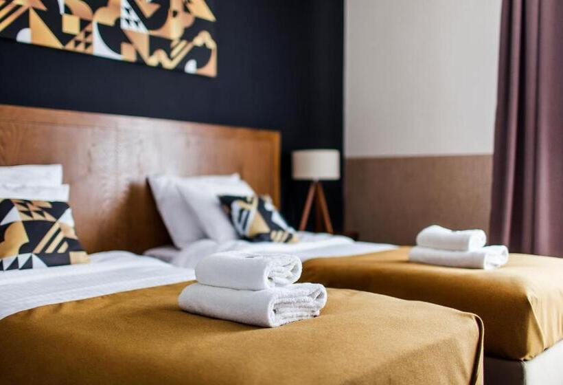 Четырехместный Номер Стандарт, Zulian Aparthotel By Artery Hotels