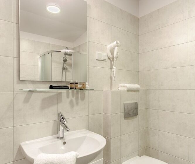 Четырехместный Номер Стандарт, Zulian Aparthotel By Artery Hotels