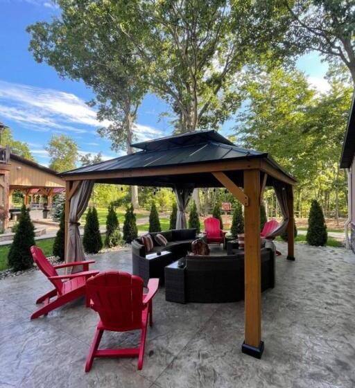 Люкс Deluxe Кровать Кинг, Tall Oaks Resort