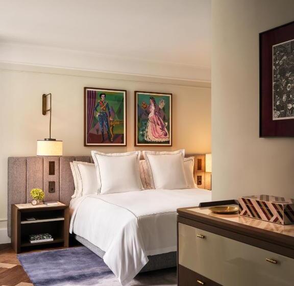 Люкс, Rosewood Munich