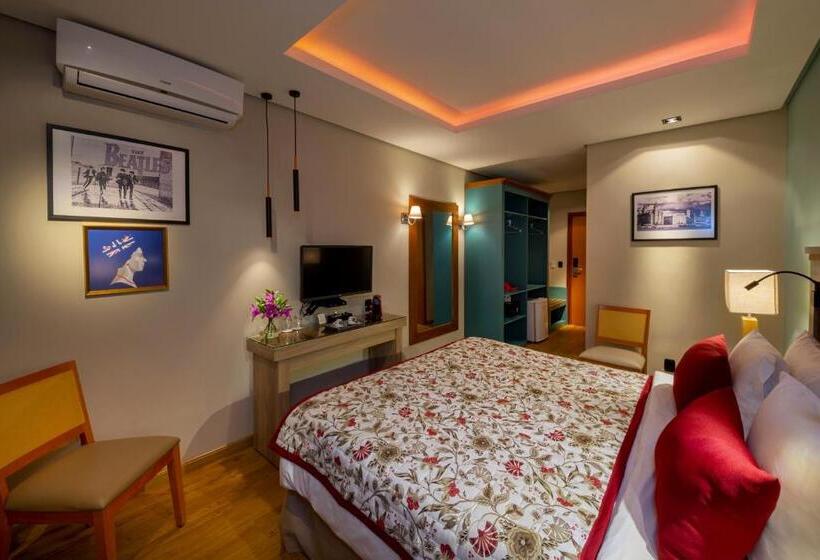 수피리어 스위트, Boutique Britanico
