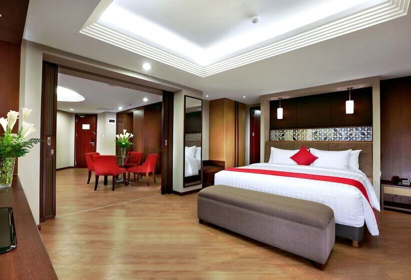 Люкс, Aston Sentul Lake Resort & Conference Center
