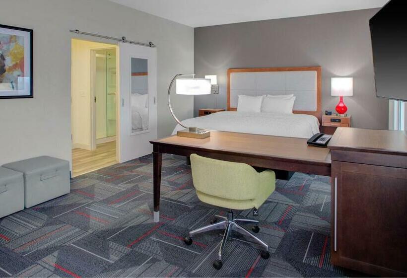Номер Executive Кровать Кинг, Hampton Inn & Suites Columbus Scioto Downs