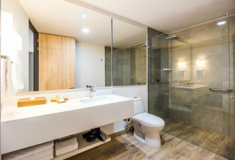 주니어 스위트 도시 전망, La Quinta By Wyndham Medellin
