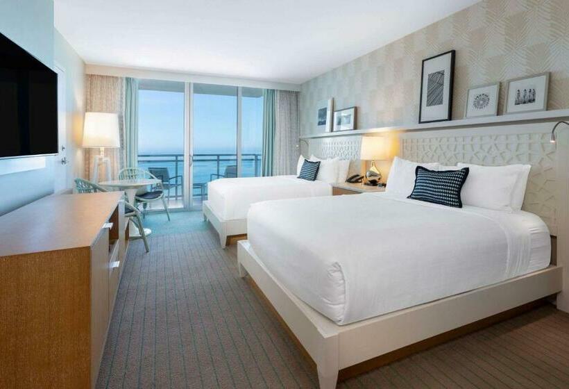 Номер Deluxe, Wyndham Grand Clearwater Beach