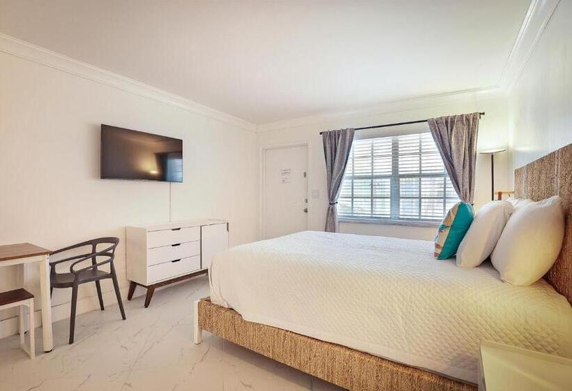 Deluxe Studio, La Mer Suites