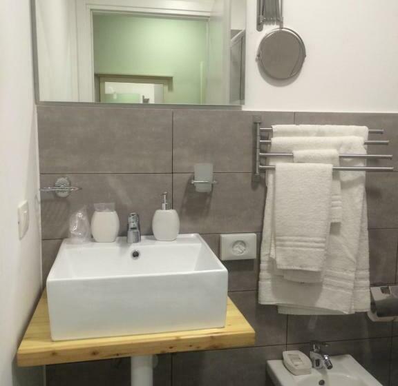 غرفة قياسية سرير كينج, Umberto House Catania