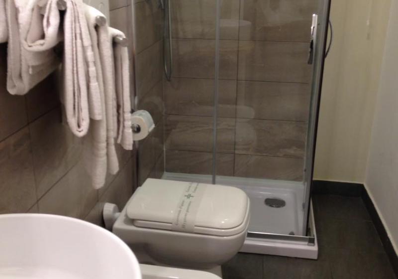 غرفة قياسية سرير كينج, Umberto House Catania