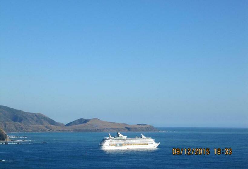 اتاق لوکس با چشم‌انداز دریا, Pacific View Bed And Breakfast