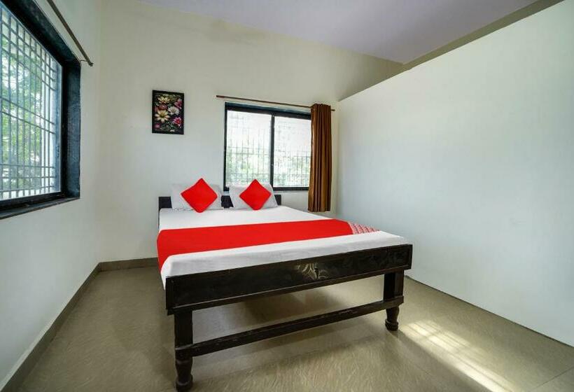 Трехместный Номер Классика, Oyo Flagship Hotel The Grand Lotus