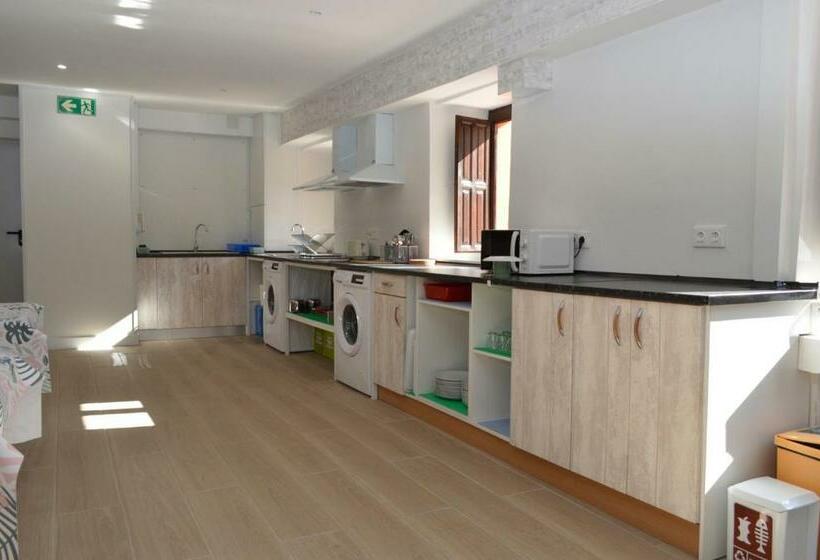 スタンダードルーム, Albergue Gares