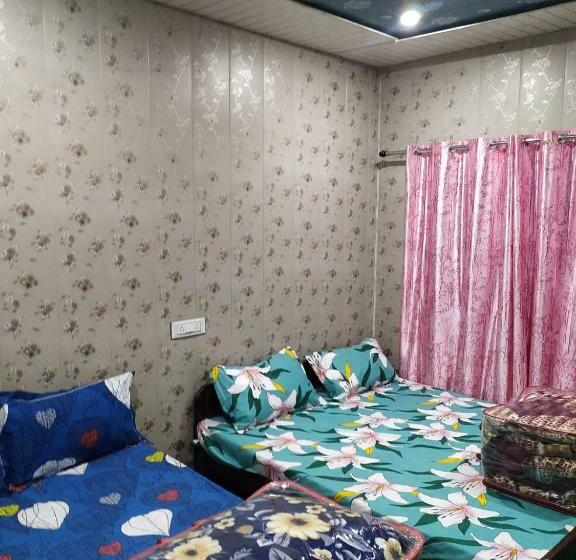 Номер Стандарт Трехместный, P.k. Resort Kedar Valley Triyuginarayan Road, Sonprayag