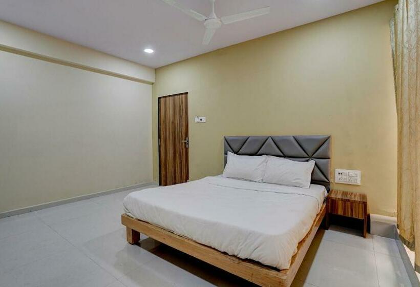 Трехместный Номер Классика, Oyo Hotel 7 Star