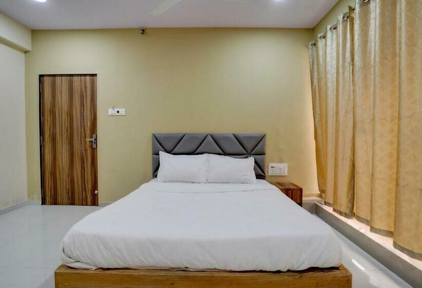 Трехместный Номер Классика, Oyo Hotel 7 Star
