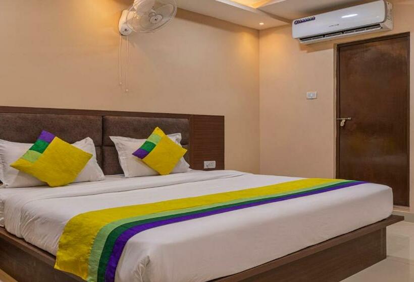 Quarto Estandar, Itsy Hotels Kashi Grand, Bhu