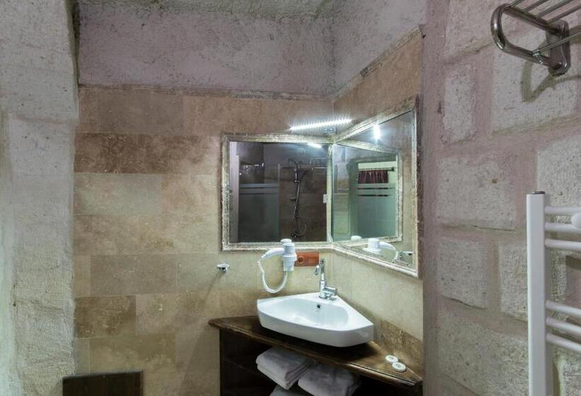 اتاق استاندارد, Adora Cave Suites