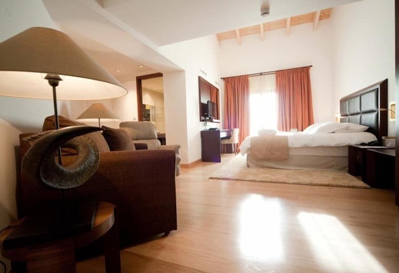 Номер Superior, Kalavrita Canyon Hotel & Spa