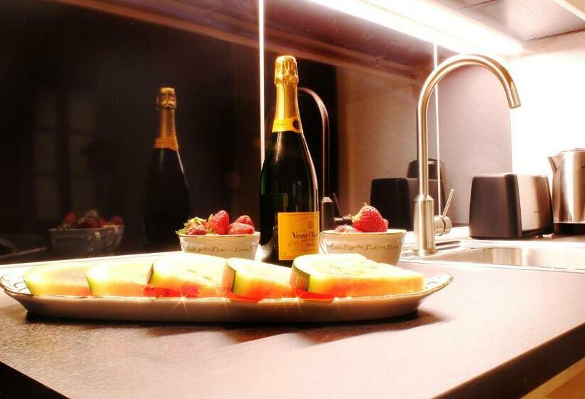 Студия Deluxe, Milford Suites Budapest