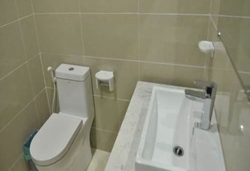 Deluxe Room, Myitkyina