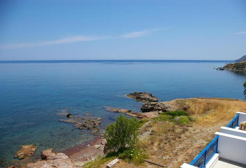 اتاق استاندارد با چشم‌انداز دریا, Pelagia Aphrodite