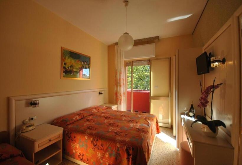 Quarto Triplo Deluxe, Prestigio