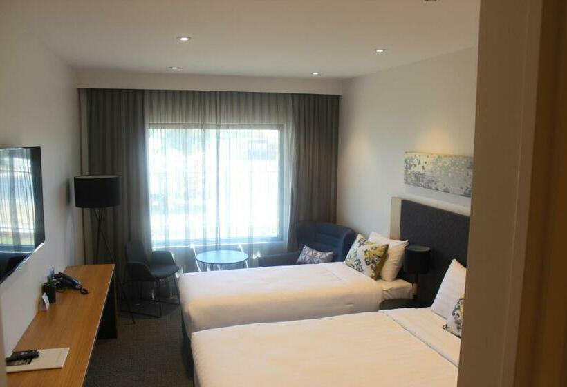 Студия Стандарт, Quality Hotel Rules Club Wagga