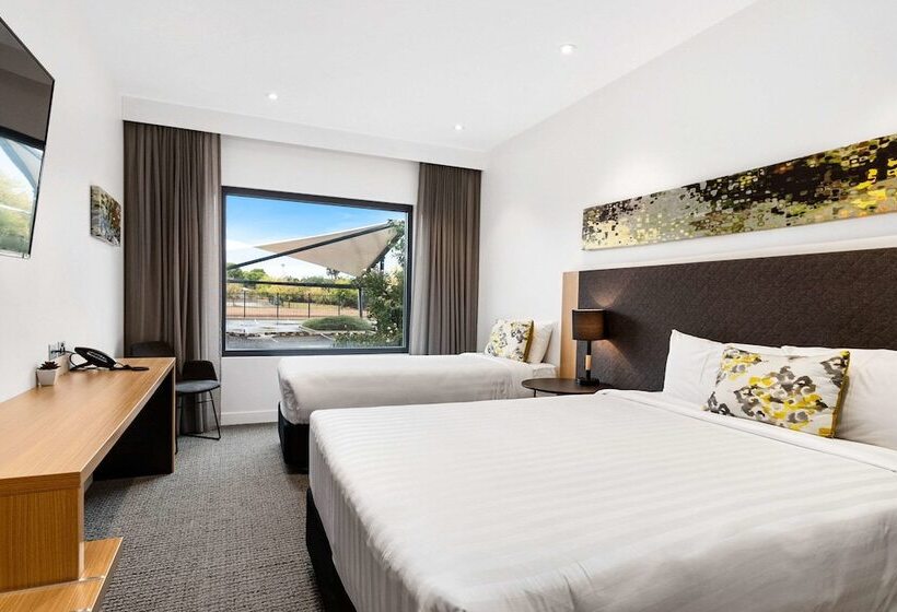 Номер Стандарт, Quality Hotel Rules Club Wagga