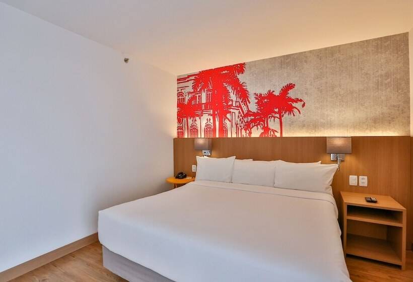 استودیو استاندارد با تخت کینگ, Radisson Red Campinas