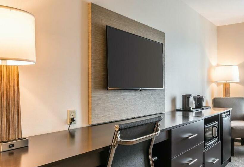 Люкс Кровать Кинг, Sleep Inn & Suites Cumberland