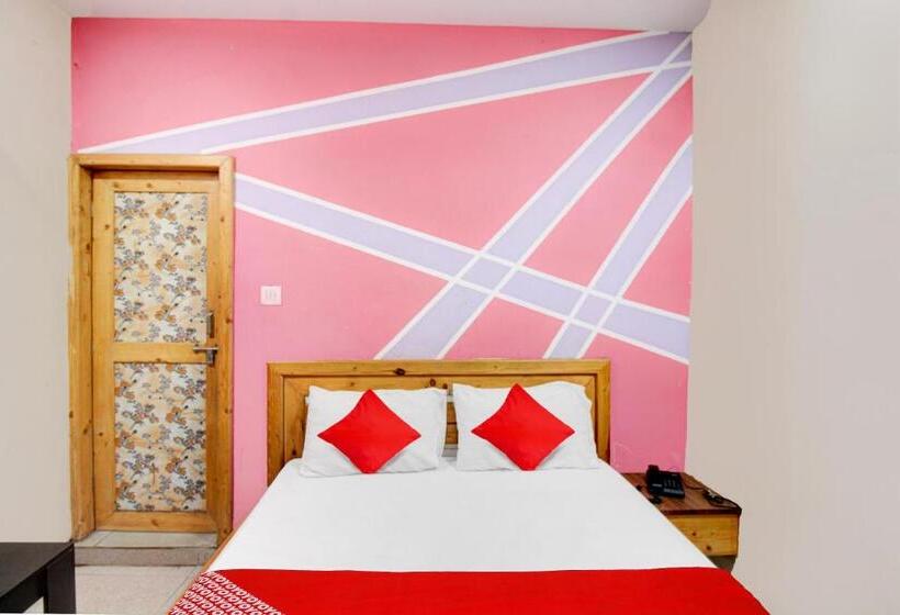 Трехместный Номер Классика, Oyo Flagship Hotel Holiday Prime