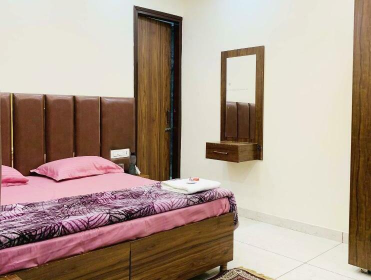 Номер Deluxe, The R Motel Phagwara City    Full Privacy & Security    Family,corporate,couples Favorite