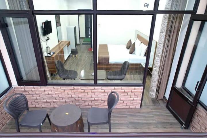 Номер Стандарт Индивидуальный, Himalayan Hits Kasauli