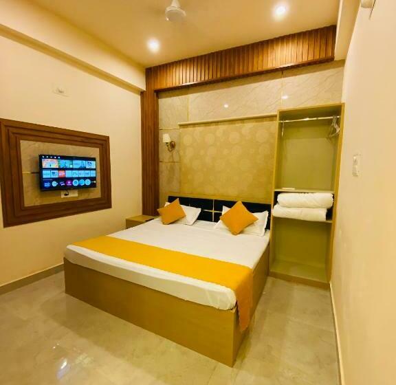 Стандартный Номер Кровать Кинг, Golden Lotus Varanasi