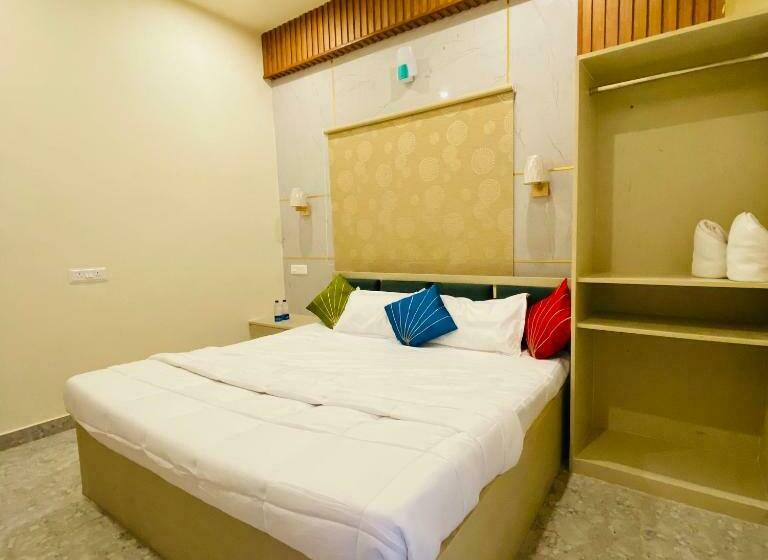 Стандартный Номер Кровать Кинг, Golden Lotus Varanasi