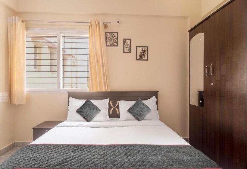 חדר סטנדרט עם מיטת קינג, 2 Bhk Service Apartments   Manyata Tech Park