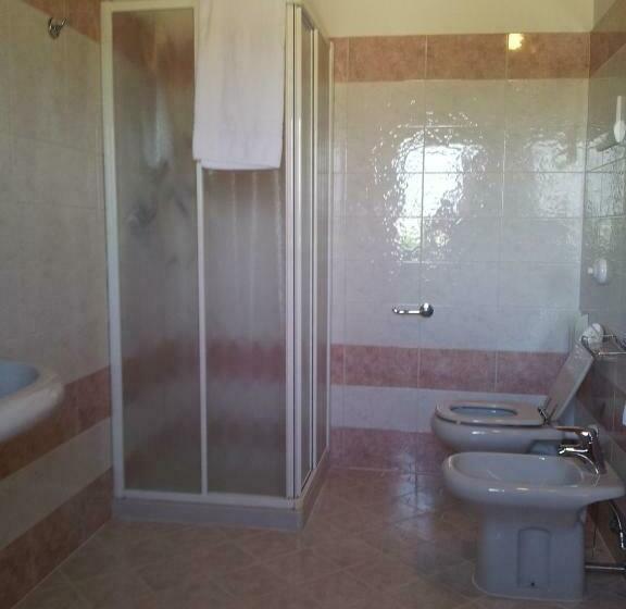 اتاق استاندارد, Albergo La Piana