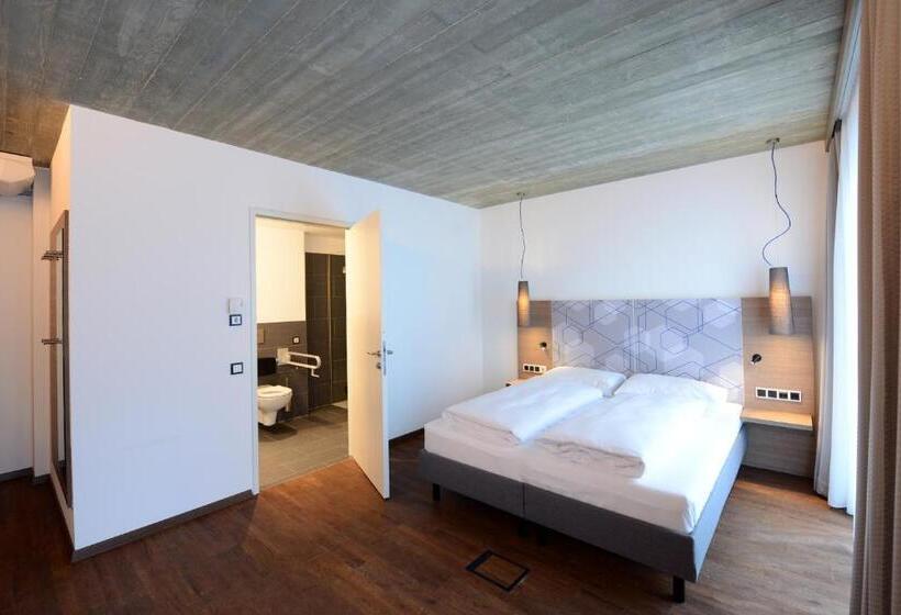 Quarto Estandar, Arte Hotel Kufstein