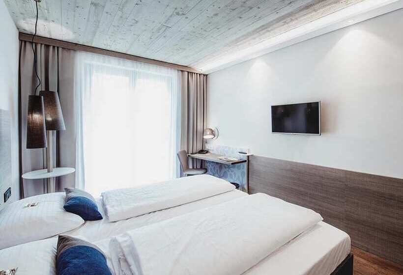 Quarto Estandar, Arte Hotel Kufstein