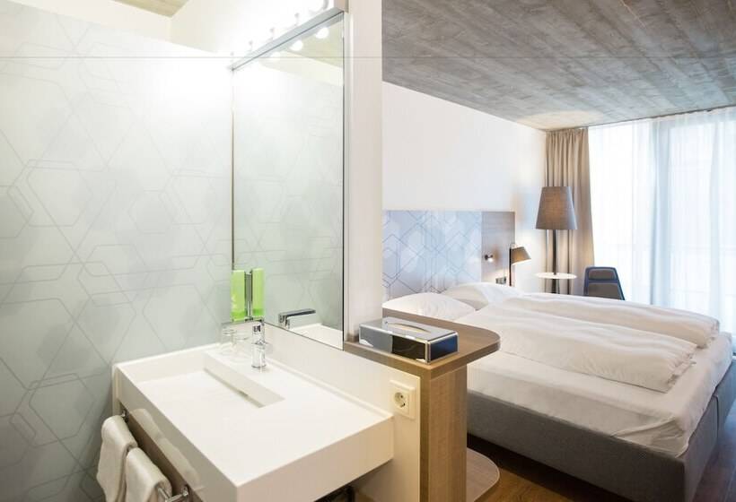 Quarto Estandar, Arte Hotel Kufstein