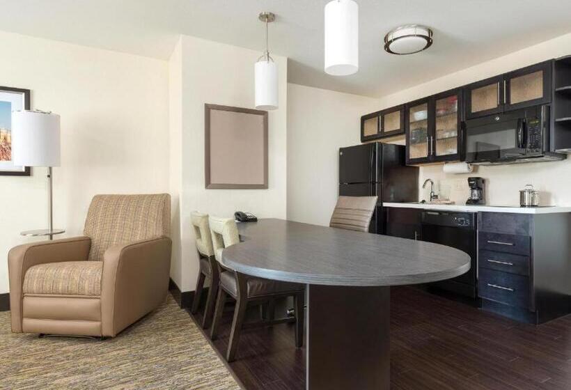 Люкс Кровать Кинг, Candlewood Suites Enid, An Ihg