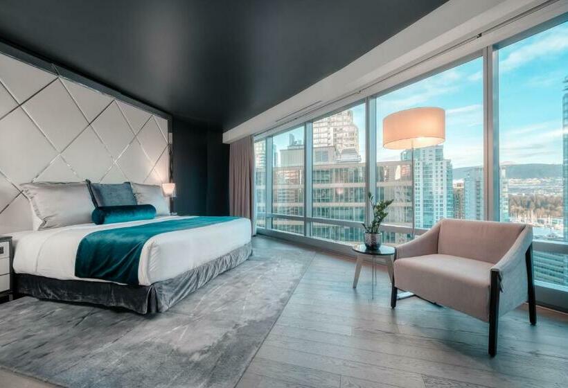 带大床的标准间, Paradox Hotel Vancouver