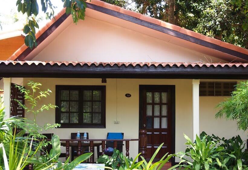 수피리어 방갈로, Harry S Bungalows